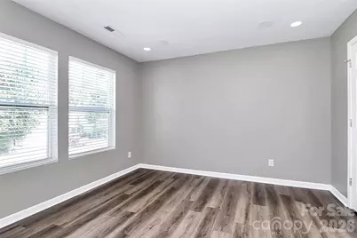 15705 Lakepoint Forest Drive, Charlotte, NC 28278 - Photo 38