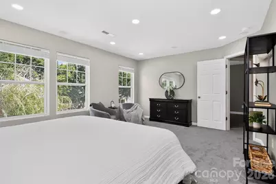 15705 Lakepoint Forest Drive, Charlotte, NC 28278 - Photo 26
