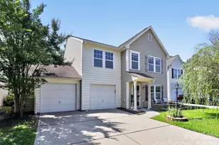 15705 Lakepoint Forest Dr, Charlotte, NC 28278 - Photo 2