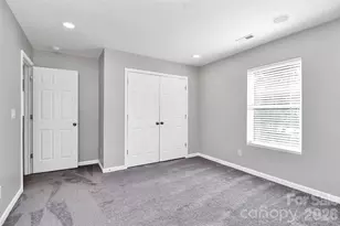 15705 Lakepoint Forest Dr, Charlotte, NC 28278 - Photo 36