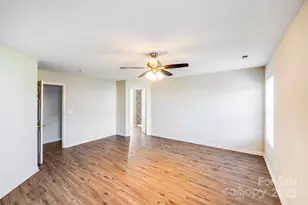 7403 Lamplighter Close Dr, Matthews, NC 28105 - Photo 20