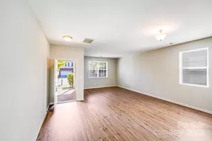 7403 Lamplighter Close Dr, Matthews, NC 28105 - Photo 2