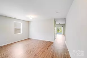 7403 Lamplighter Close Dr, Matthews, NC 28105 - Photo 8