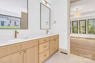 27 Baxter Woods Ln, Candler, NC 28715 - Photo 28