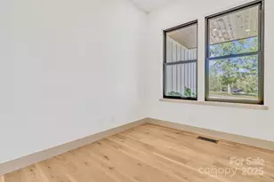 27 Baxter Woods Ln, Candler, NC 28715 - Photo 20