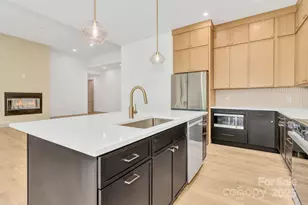 27 Baxter Woods Ln, Candler, NC 28715 - Photo 14