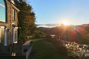 235 Petersburg View Dr, Marshall, NC 28753 - Photo 6