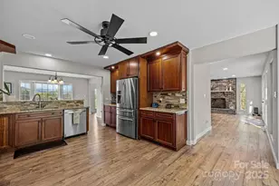 235 Petersburg View Dr, Marshall, NC 28753 - Photo 18