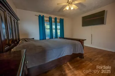 565 Overlook Drive, Spruce Pine, NC 28777 - Photo 20