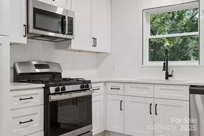 5423 Lantana Avenue, Charlotte, NC 28212 - Photo 8