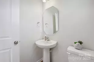 1134 Keydet Dr, Charlotte, NC 28216 - Photo 28