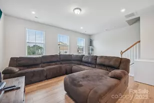 1134 Keydet Dr, Charlotte, NC 28216 - Photo 12