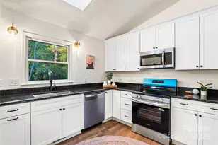 10 Evening Shade Dr, Weaverville, NC 28787 - Photo 14