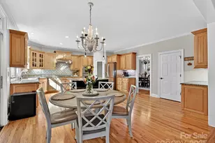 16128 Bridgehampton Club Dr, Charlotte, NC 28277 - Photo 10