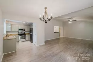 3844 Sweetgrass Ln, Charlotte, NC 28226 - Photo 10