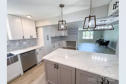 7812 Highbanks Court, Charlotte, NC 28212 - Photo 10