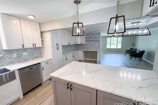 7812 Highbanks Ct, Charlotte, NC 28212 - Photo 10