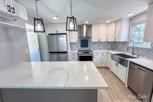 7812 Highbanks Ct, Charlotte, NC 28212 - Photo 8