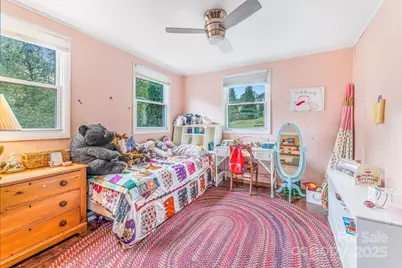 127 Jonestown Road, Asheville, NC 28804 - Photo 18