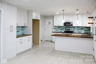 3950 Harrisburg Dr, Harrisburg, NC 28075 - Photo 2