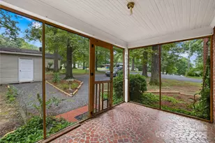 390 Park Rd, Albemarle, NC 28001 - Photo 2