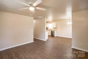 2310 Caronia St, Charlotte, NC 28208 - Photo 2