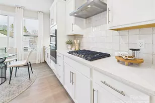 1704 Coral Bark Ln, Charlotte, NC 28216 - Photo 8