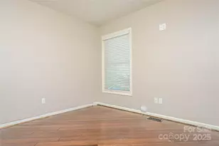 95 BridgetteÂ loop Rd, Hendersonville, NC 28791 - Photo 24