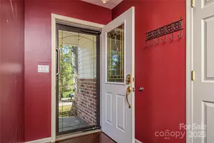 95 BridgetteÂ loop Rd, Hendersonville, NC 28791 - Photo 6