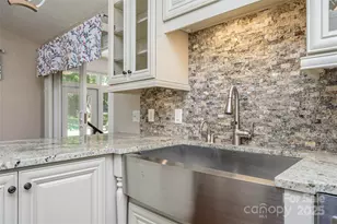 95 BridgetteÂ loop Rd, Hendersonville, NC 28791 - Photo 12