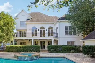 19525 Mary Ardrey Cir, Cornelius, NC 28031 - Photo 2