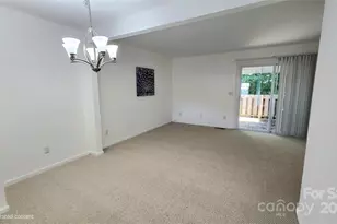 568 Lex Dr, Charlotte, NC 28262 - Photo 2