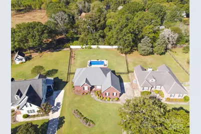 8316 Quail Hollow Drive, Harrisburg, NC 28075 - Photo 2