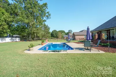 8316 Quail Hollow Drive, Harrisburg, NC 28075 - Photo 40