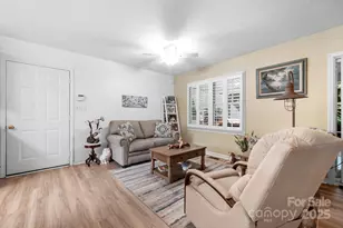 3076 Hunters Ridge Ct, Morganton, NC 28655 - Photo 4