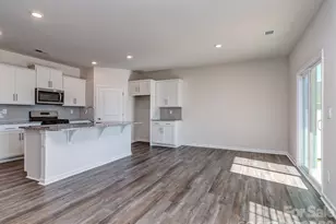 1843 Vanderlyn St, Monroe, NC 28112 - Photo 4