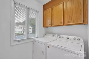 3275 White Oak Ct, Claremont, NC 28610 - Photo 10