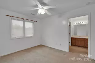 3275 White Oak Ct, Claremont, NC 28610 - Photo 18