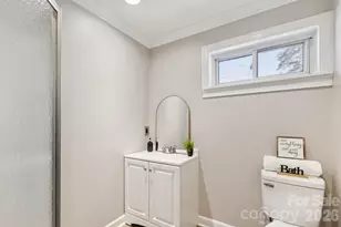 1024 Old Mountain View Rd, Mount Holly, NC 28120 - Photo 24