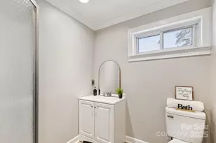 1024 Old Mountain View Rd, Mount Holly, NC 28120 - Photo 24