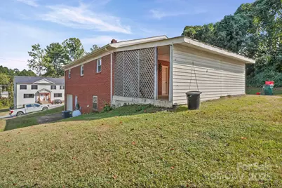 624 Overlook Drive, Newton, NC 28658 - Photo 24