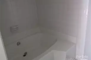 5007 Sharon Rd, Charlotte, NC 28210 - Photo 12