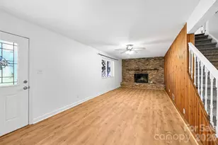 22 E Shore Dr, Asheville, NC 28805 - Photo 16