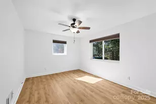 22 E Shore Dr, Asheville, NC 28805 - Photo 26