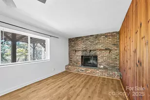 22 E Shore Dr, Asheville, NC 28805 - Photo 24