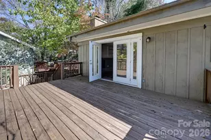 22 E Shore Dr, Asheville, NC 28805 - Photo 20