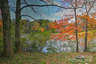 22 E Shore Dr, Asheville, NC 28805 - Photo 2