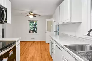 22 E Shore Dr, Asheville, NC 28805 - Photo 8