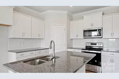 350 Creekview Road, Hendersonville, NC 28792 - Photo 8