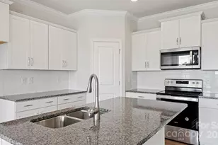 350 Creekview Rd, Hendersonville, NC 28792 - Photo 8